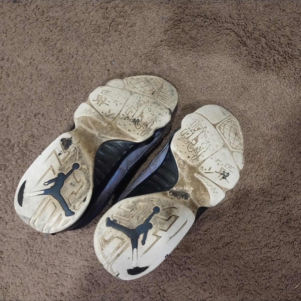 Shoes - Picture 7 of 10